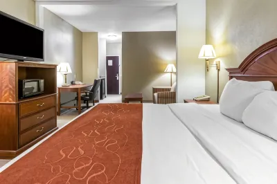 Comfort Suites Hotels near Hobby Lobby