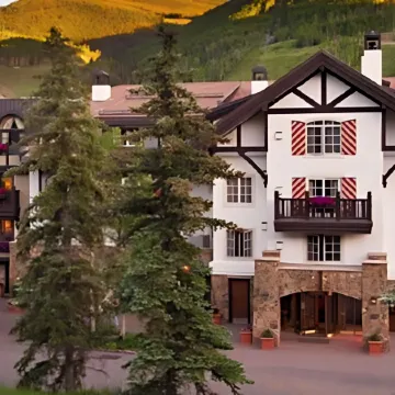 Austrian Condo in Vail Village with Free Concierge, Breakfast, Parking