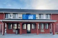 Travelodge by Wyndham Lincoln South Hotels near SEPHORA