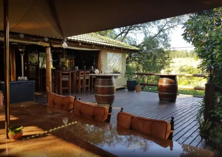 The Sabie Town House Guest Lodge Отели рядом с достопримечательностью «Sabie River Camp»