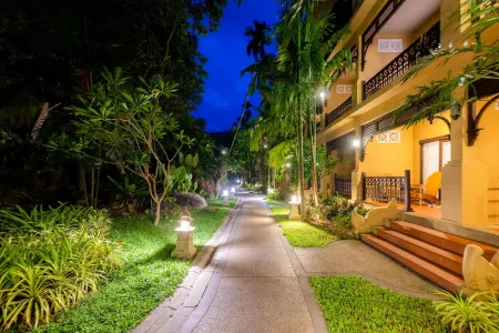 The Fair House Beach Resort & Hotel