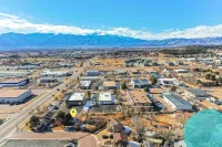Centrally Located with 180° Mountain Range Views Hotels in Cimarron Hills