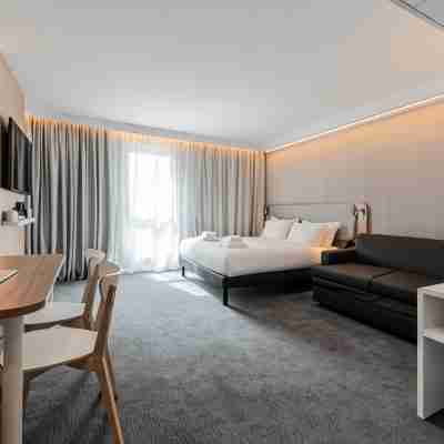 Holiday Inn Express And Suites Reims Rives De Vesle Rooms