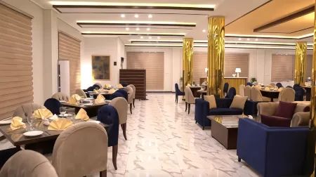 Swat Palace Hotel by Northin Отели рядом с достопримечательностью «Qambar Chowk»