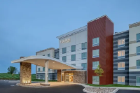 แฟร์ฟิลด์ อินน์ แอนด์ สวีทส์ บาย มาริออท ชลบุรี โรงแรมใน