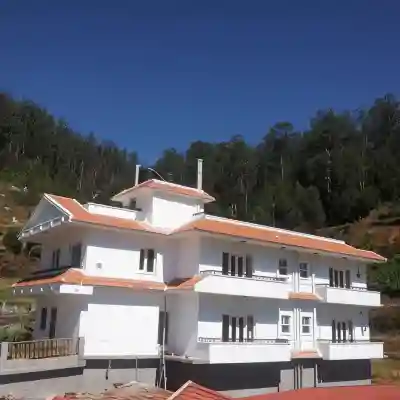 Golden Springs Hotel Exterior