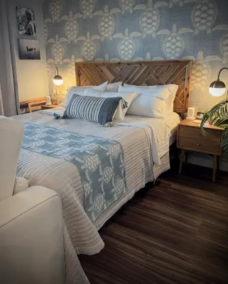 Tropical Oasis with Zen Lanai and Stunning Amenities - Charming Retreat  호텔