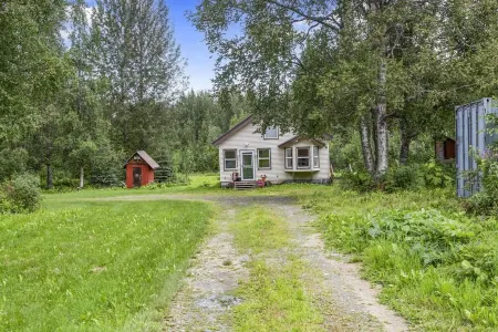 Recreational Retreat in Trapper Creek, AK Отели в г. Матануска-Суситна