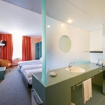 Hotel City am Bahnhof Hotels near Prison Tower (Kafigturm)