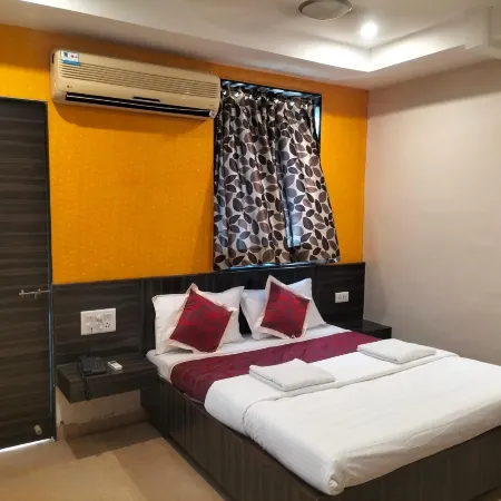 Hotel Shri Pushpanjali