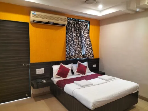 Hotel Shri Pushpanjali - Homestays