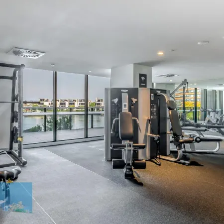 Melbourne Private Apartments - Stadium and Harbour Views