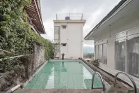 Urbanview Hotel Mon Bel Cibodas by RedDoorz