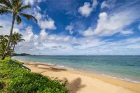 Breathtaking Ocean Views and Beachside Amenities - Stunning Coastal Escape