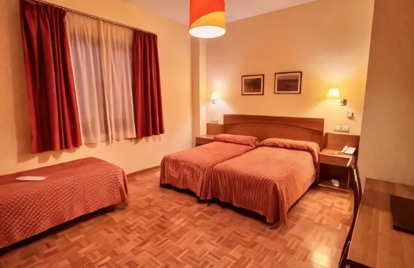 拉斯塔布拉斯酒店