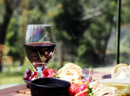 Compass Hut Отели рядом с достопримечательностью «Devonport Regional Gallery»