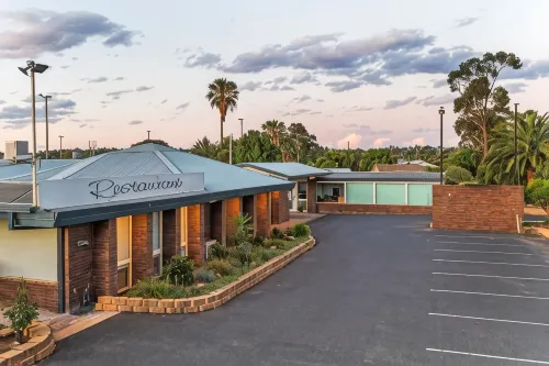 Parkview Motor Inn