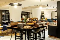 Novotel Beaune - breakfast