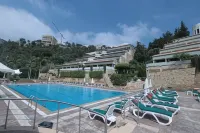 Monteverde Hotel - Pools