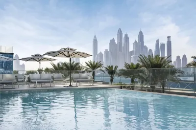 Radisson Beach Resort Palm Jumeirah Hotel in zona Arcipelago di Palm Jumeirah
