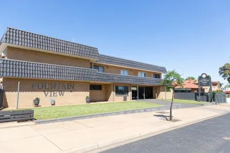 Fountain View Motel Отели в г. Даббо