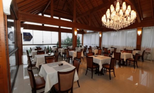 Sky Ville Hotel Gramado