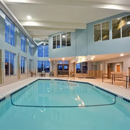 Holiday Inn Express & Suites SEQUIM by IHG