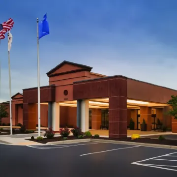 DoubleTree by Hilton Hotel Milwaukee - Brookfield Hotels in 