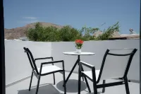 Divelia Hotel