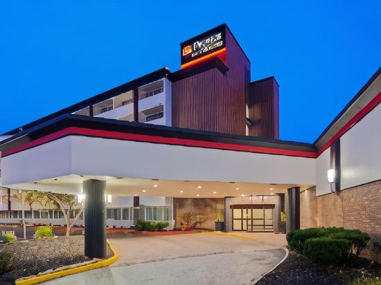 Best Western Premier Kansas City Sports Complex Hotel