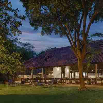 錫吉里亞叢林飯店 Hotel Exterior