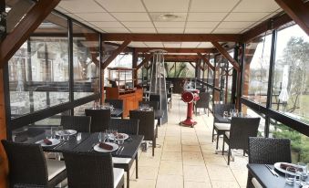 Logis Hôtel Restaurant la Vieille Ferme, Mâcon Nord