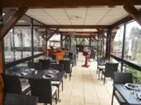 Logis Hôtel Restaurant la Vieille Ferme, Mâcon Nord