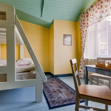 У Дома Книги (б. Друзья у Дома Книги) Отели рядом с достопримечательностью «Казанский собор»
