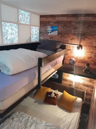 Cosy Studio in the Mountains, at the Foot of the Slopes, Sleeps 5, 5 Min from All Activities Отели в г. Сент-Этьен-ан-Деволюи