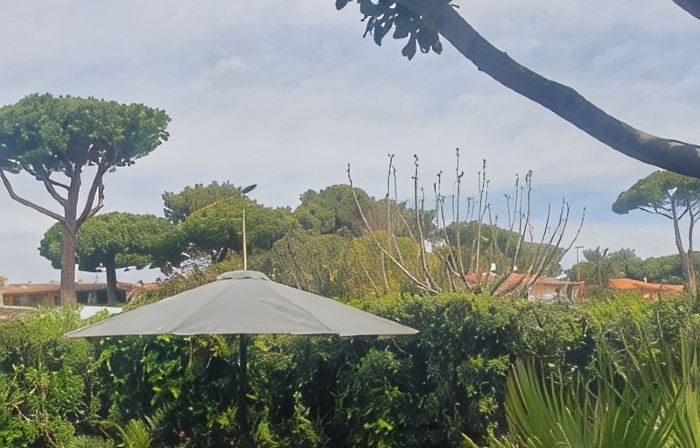 Marina di San Nicola holiday home with garden