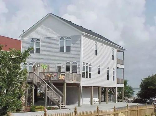 Sandy Beaches-Soundfront/Hot tub/Boatlift/Pets ok