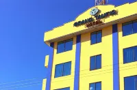 RedDoorz Syariah at Grand Taufiq Tarakan のホテル