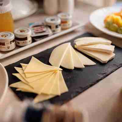 Escalus Luxury Suites Verona Dining/Meeting Rooms