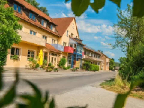 Landgasthof Schwarz - Hotel und Restaurant Hotels in Windsbach