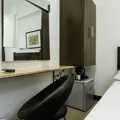 San Agustin Residences โรงแรมใกล้สถานีรถไฟฟ้าบีทีเอสโบนิ