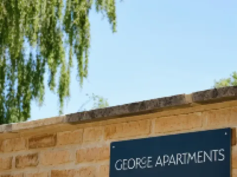 George Apartments Hotel di Broadway