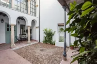 Apartamentos Los Patios de la Judería