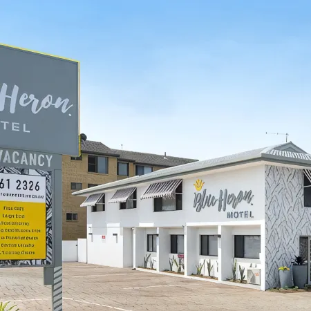Blue Heron Boutique Motel Отели рядом с достопримечательностью «Берли-Хедз»