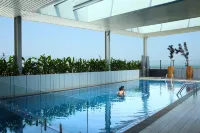 Hotel Santika Premiere Ice - BSD City - Pool