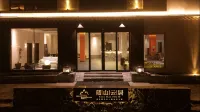 Deqin Zangshan Yunju Hotel - جاكوزي