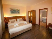 Hotel Maxim Hotels in Oradea