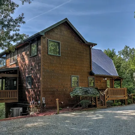 "A Point of View" - Voted by Guests As "Best Cabin in Blue Ridge"