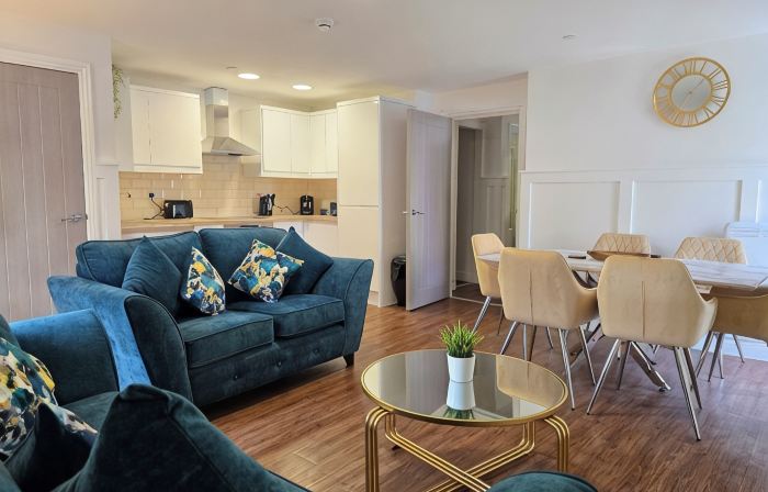 Cardiff flat with roof-terrace