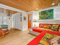 Romantic Couples Beach Getaway ,with private beach, hammocks and umbrellas Hotels in Flagler Beach